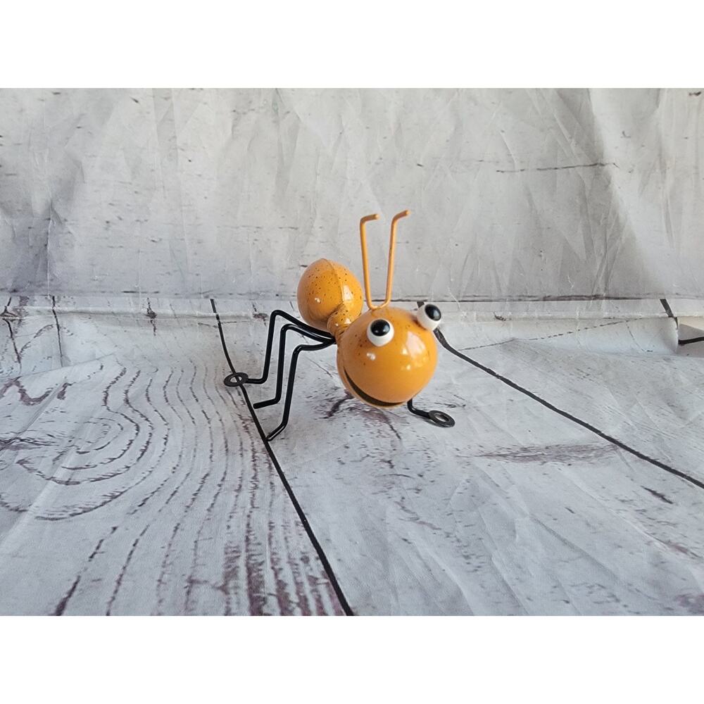 Garden Art Metal Sculpture Orange Ant Ornament Cute Insect Garden Home Decor